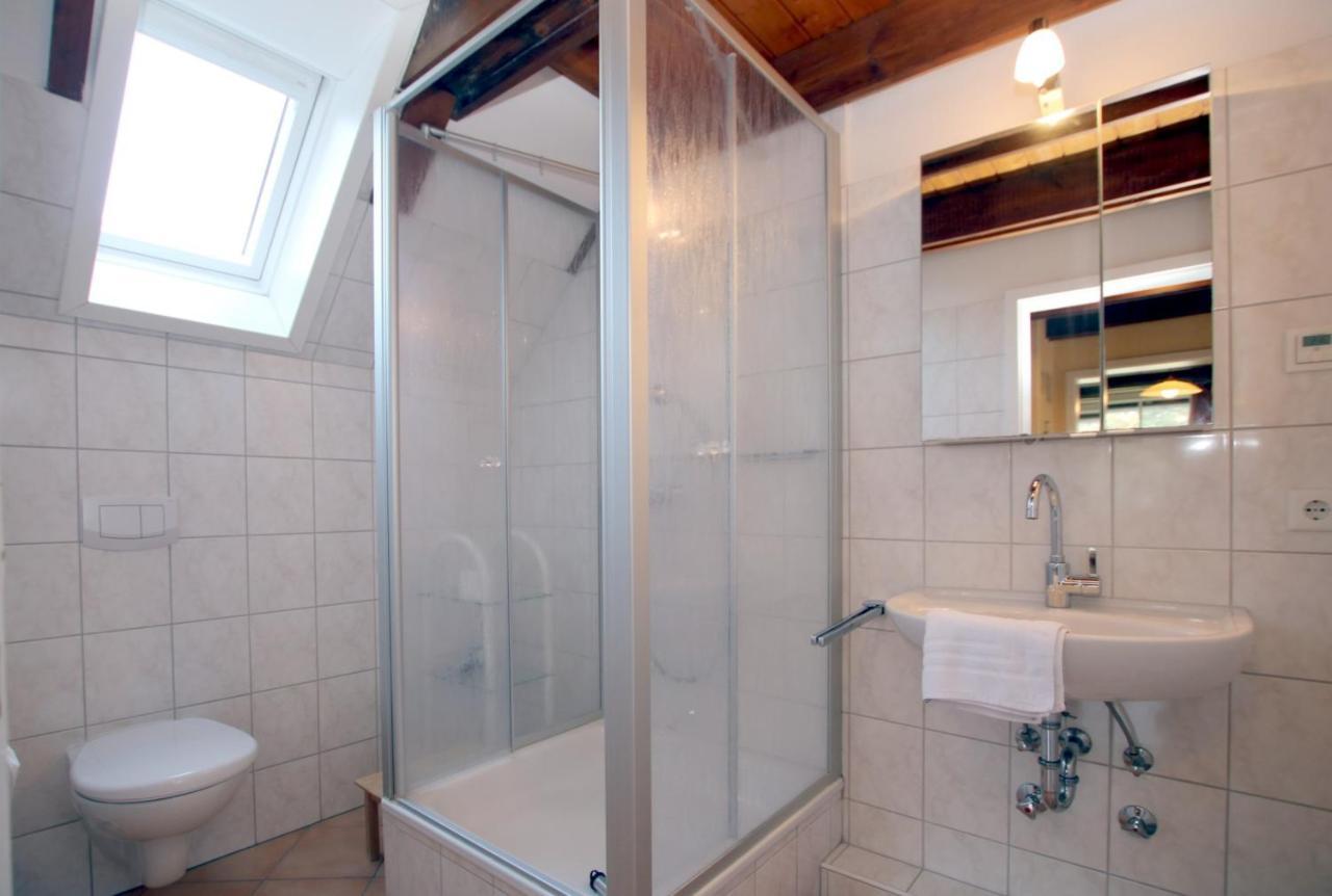 Ferienwohnung Ginsterweg 1b, Whg. 2 Wyk auf Föhr Exterior foto